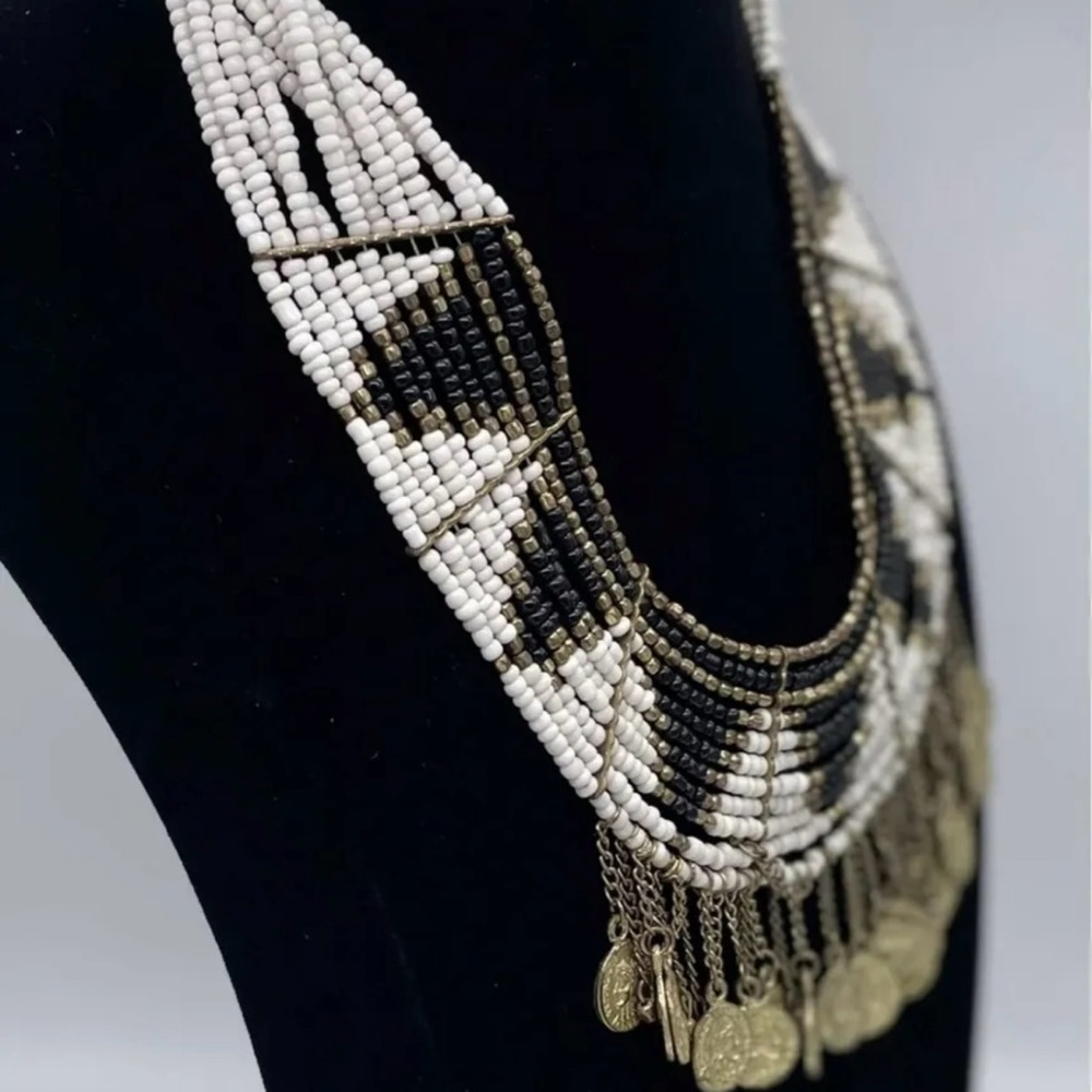 Statement Necklace - Picture 2 of 6